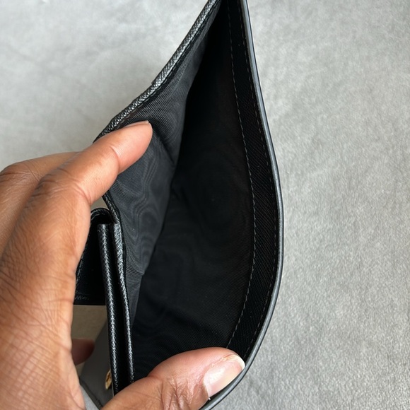 SOLD ‼️Prada Wallet - Picture 11 of 15